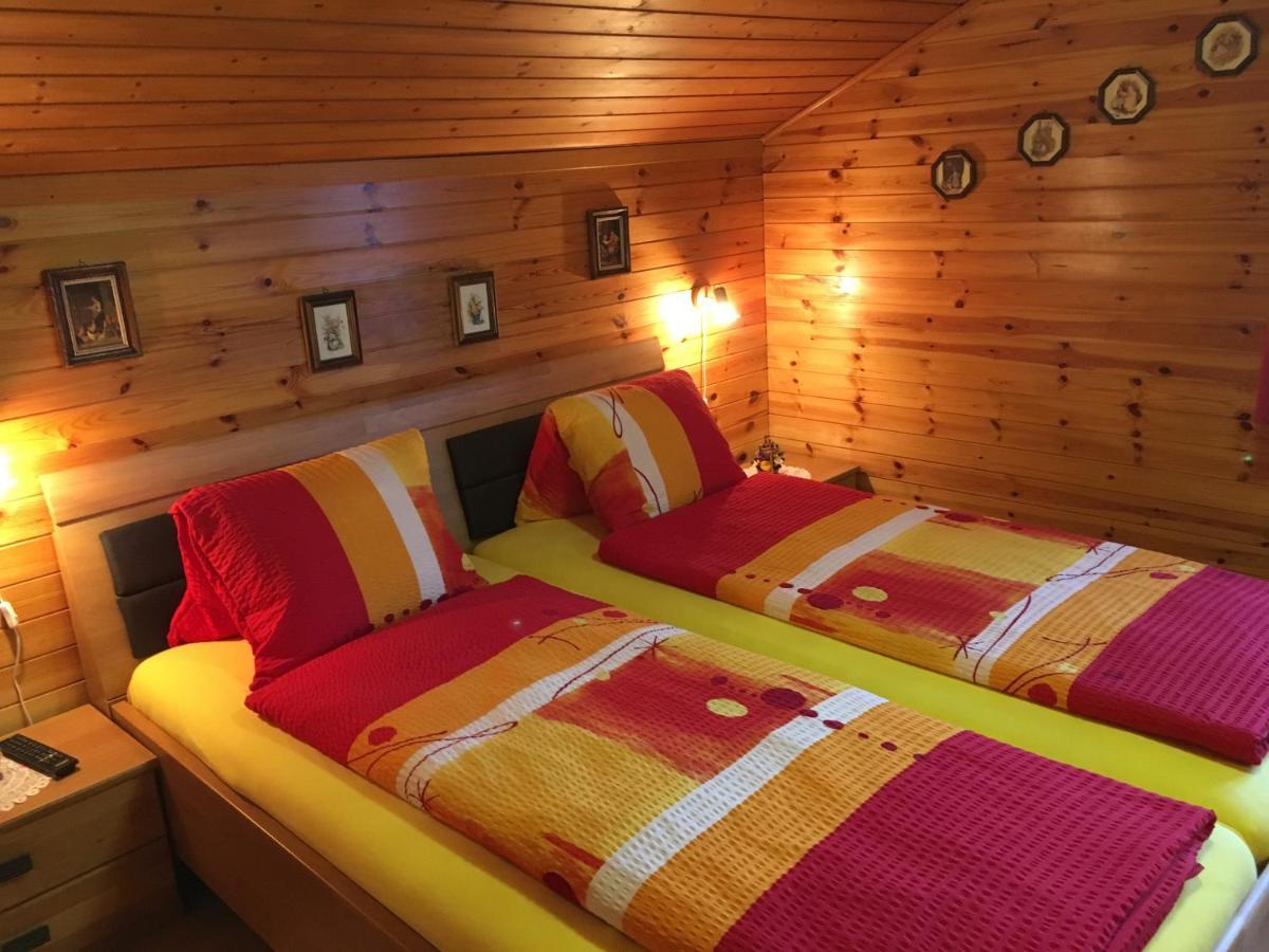 Hotel Haus Muehlebach Ernen Esterno foto