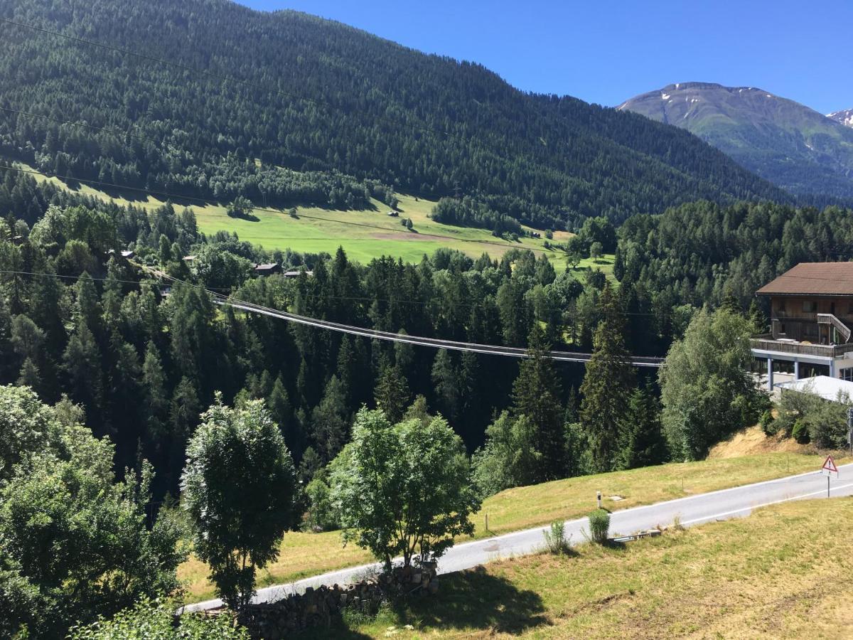Hotel Haus Muehlebach Ernen Esterno foto